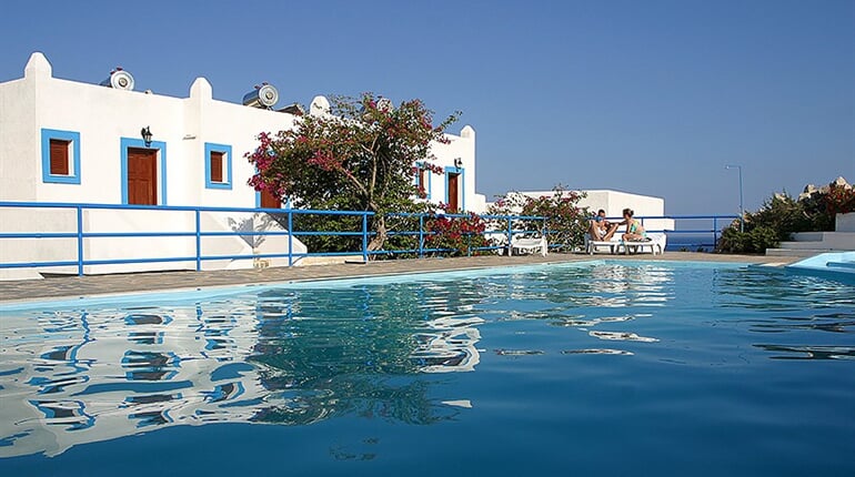 Hotel Albatros: fotografie vybavení exteriérů a interiérů ubytování.