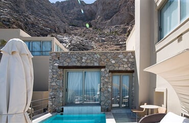 Kamari - Hotel Antinea Suites & Spa ****