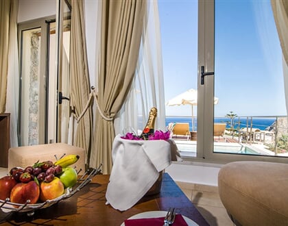 Hotel Antinea Suites & Spa: fotografie vybavení exteriérů a interiérů ubytování.