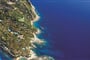 Letecký pohled na poloostrov, Arbatax, Sardinie