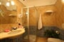 Koupelna pokoje STANDARD, Cannigione, Sardinie