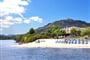 Hotelová plážička, Golfo di Cugnana, Costa Smeralda, Sardinie
