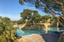 Bazén s hydromasážní zónou, Porto Cervo, Costa Smeralda, Sardinie