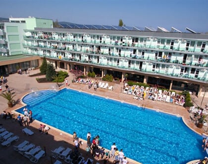 Hotel-Kotva_Sunny-Beach_Pool_2