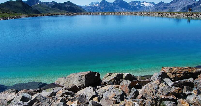 Svycarsko Jakobshorn jezero