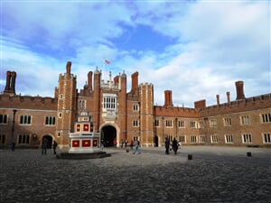 Velka Britanie Hampton Court
