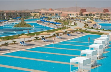 Hotel Pickalbatros Sea World *****
