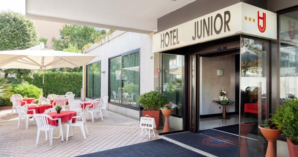 i junior ext02