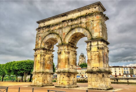 Francie - Bordeaux a Akvitánie, památky, víno a vlny Atlantiku (letecky)