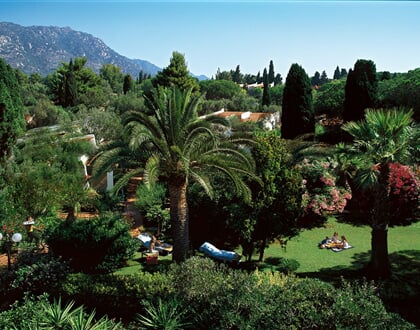 Hotelová zahrada, Santa Margherita di Pula, Sardinie