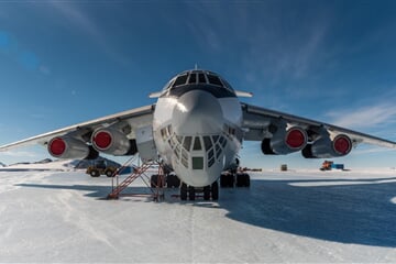 Letadlem na jižní pól