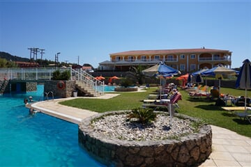 Agios Stefanos - Hotel Athina San Stefano