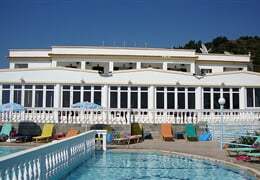 Agios Georgios - Hotel Belle Helene