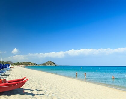 Hotelová pláž, Castiadas, Sardinie