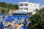 Aparthotel Pefkos Beach: fotografie vybavení exteriérů a interiérů ubytování.