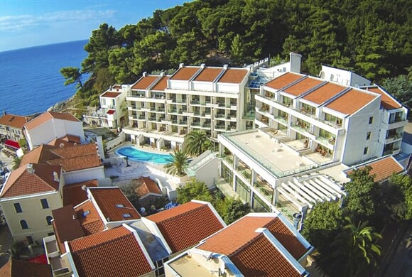 The Hotel 8856