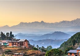 Nepál - V srdci Himaláje s lehkou turistikou, památkami a safari v NP Chitwan