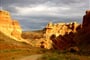Kazachstán - divoká krása Čarynského kaňonu (Wiki free)
