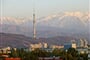 Kazachstán - Almaty (Alma-Ata) - pahorek Kok-Tobe s TV vysílaček , 1978-83, 372 m  (Wiki-Michael Grau)