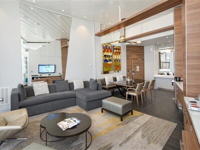 Grand Loft Suite