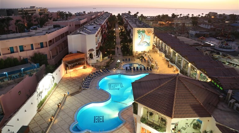 Hotel MinaMark Beach Resort & Spa: fotografie vybavení exteriérů a interiérů ubytování.