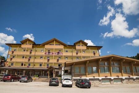 Hotel Caminetto Mountain Resort ***S - Lavarone