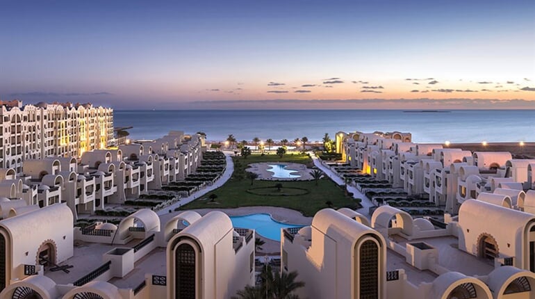 Hotel Gravity Sahl Hasheesh: fotografie vybavení exteriérů a interiérů ubytování.