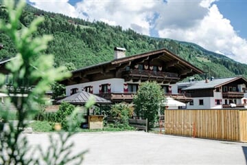 Alpy - Vysoké Taury - hotel**** Unterbrunn s bazénem, turistická karta v ceně / č.4421