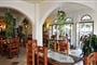 Hotel Zephyros - Santorini: fotografie vybavení exteriérů a interiérů ubytování.