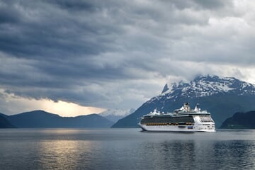 Cruise ship in Nordfjord - one of the great Norwegian fjords (flip)