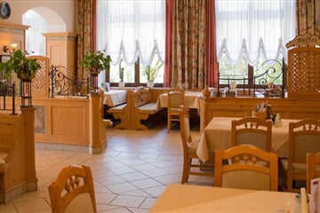 Bovec - Hotel Alp v Bovec **