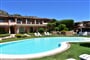 Hotel s bazénem, Villasimius, Sardinie