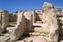 Malta- Mnajdra, megalitický chrám, cca 3.400 př.n.l.