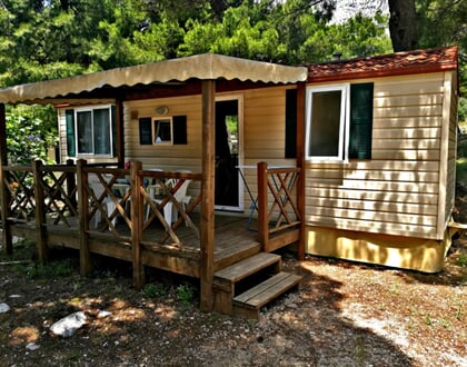 02_Mobilní domy LUX, kemp Dole, Makarská riviéra