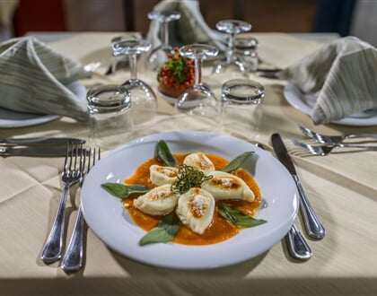 Lokální kuchyně - Culurgiones, Marina di Cardedu, Sardinie