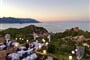 Večeře za svitu svíček v restauraci Il Gabiano, Arbatax, Sardinie
