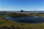 Island, vnitrozemí poloostrova Reykjanes. V pozadí sopka Keilir