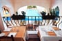 Restaurace, Golfo di Cugnana, Costa Smeralda, Sardinie