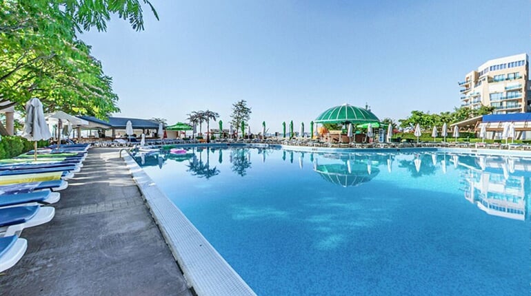 Hotel Sentido Bellevue Beach: fotografie vybavení exteriérů a interiérů ubytování.