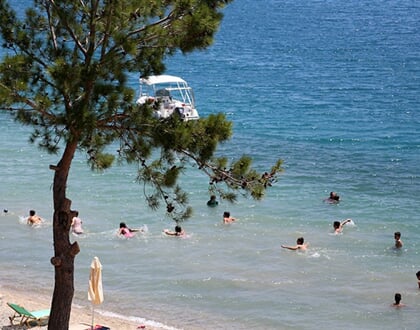 Aparthotel Madouri Beach: fotografie vybavení exteriérů a interiérů ubytování.