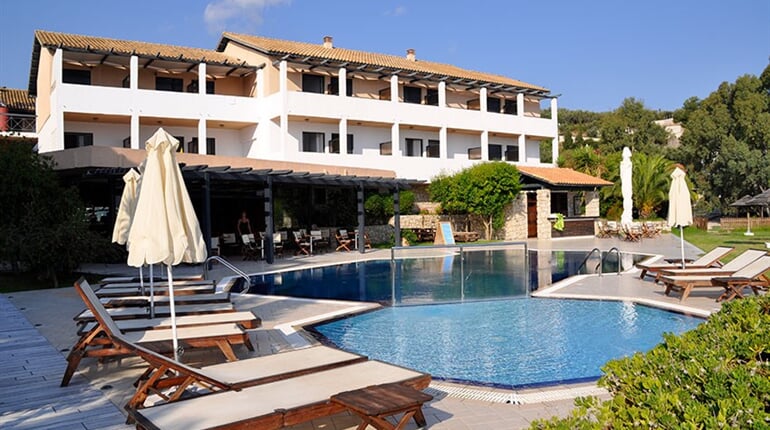 Hotel Porto Lygia: fotografie vybavení exteriérů a interiérů ubytování.