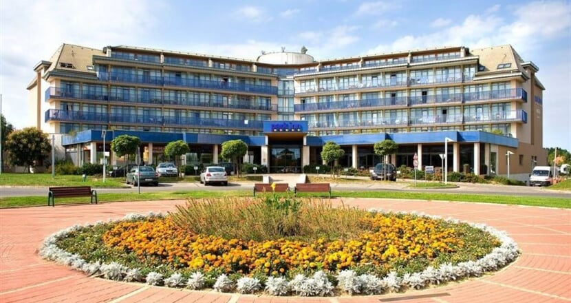 151 ParkInn Sarvar 1ext753