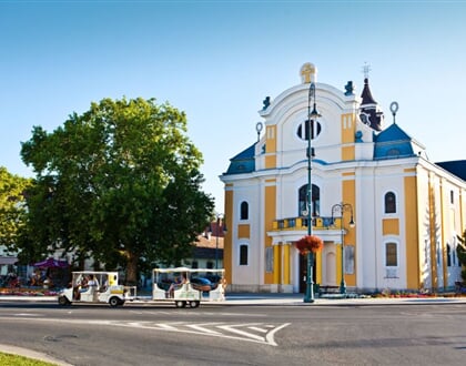 151 ParkInn Sarvar 744