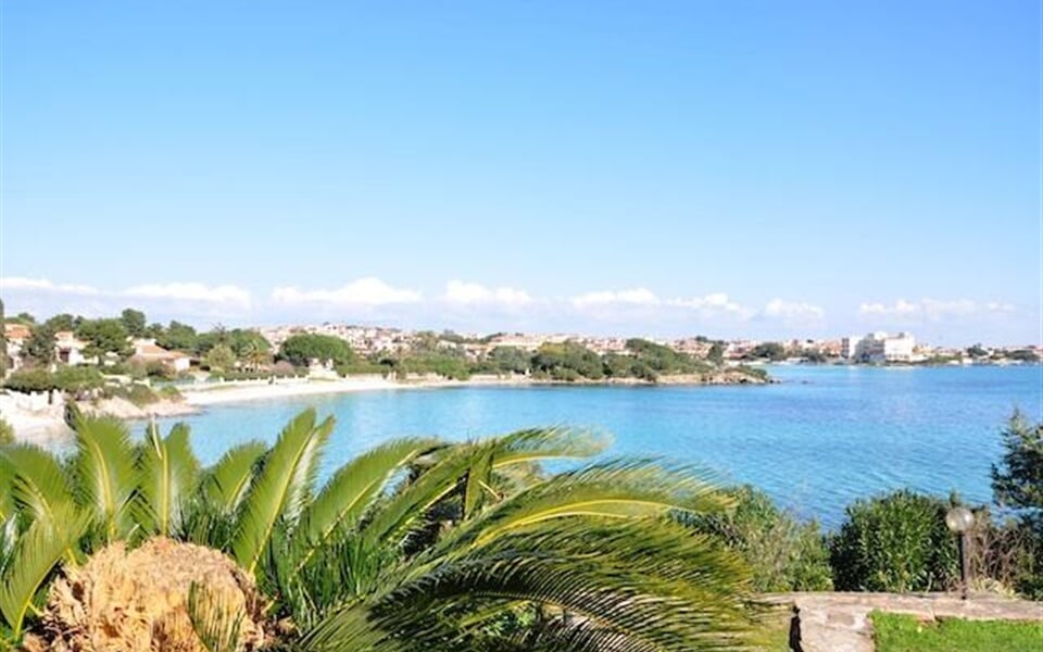 Výhled na pláž, Golfo Aranci, Sardinie