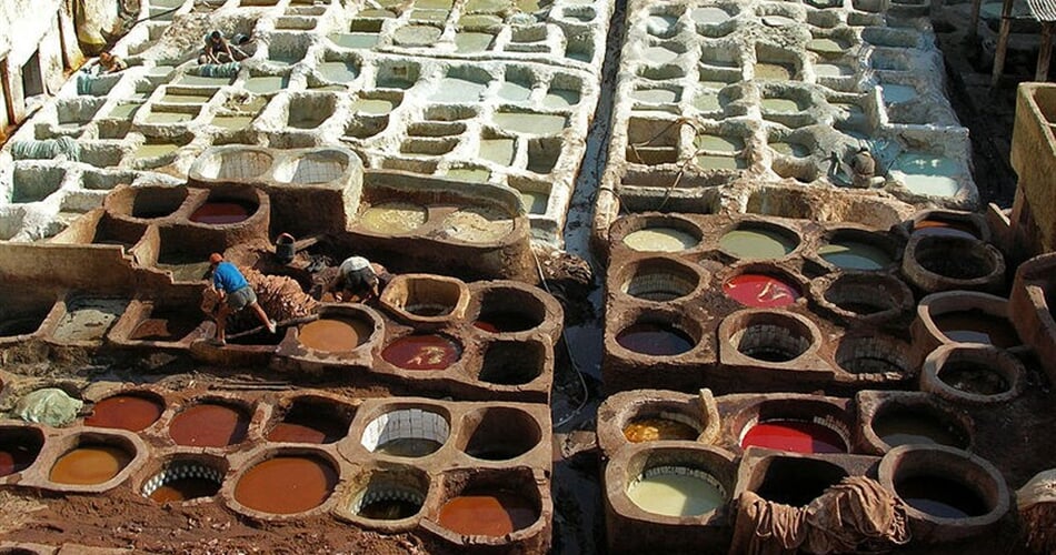 Maroko - Fes - koželuzi pracují jak před tisícem let