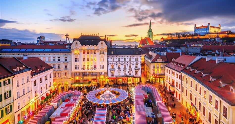 Slovensko - vánoční trhy v Bratislavě