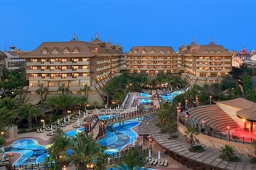 Side - Hotel Royal Dragon *****
