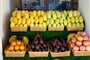 Bohatý výběr exotického ovoce na Filipínách