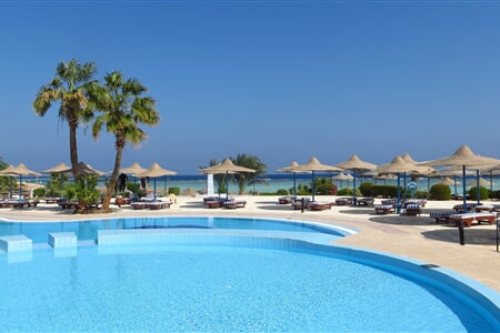 pool 2128578 1920 (1)