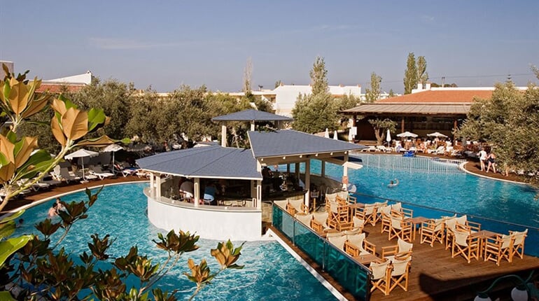 Hotel Lydia Maris Resort & Spa: fotografie vybavení exteriérů a interiérů ubytování.